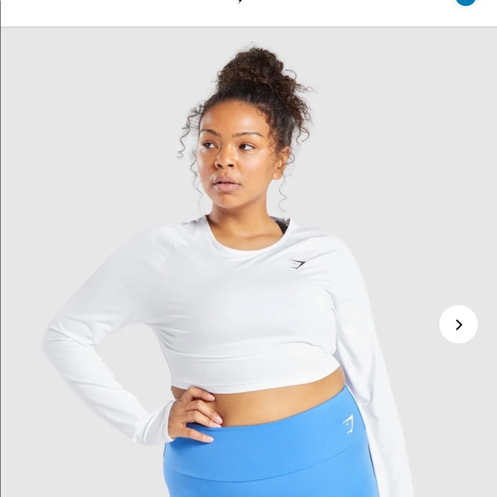 White, cropped gymshark top